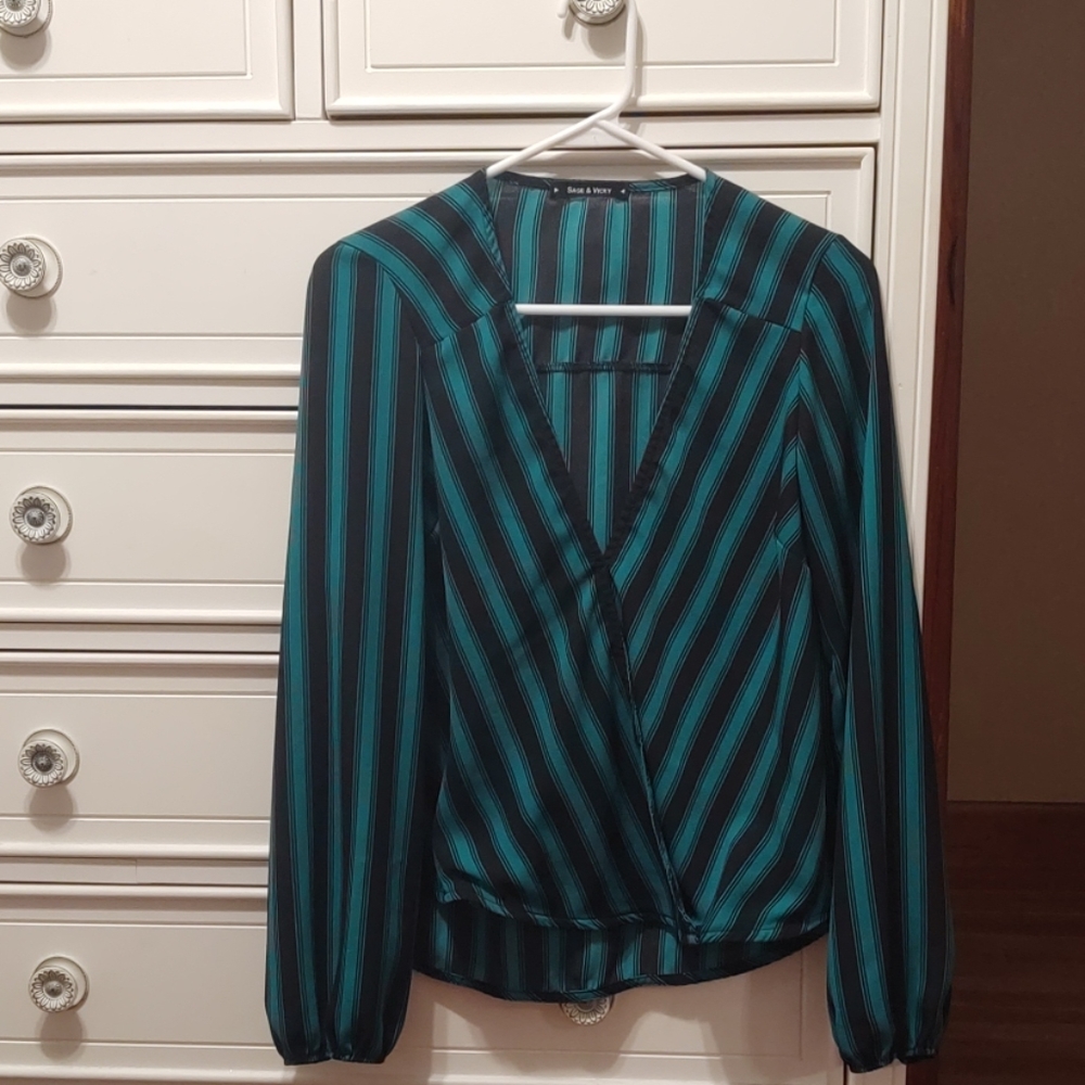 Woman size medium sage and Vicki striped blouse
